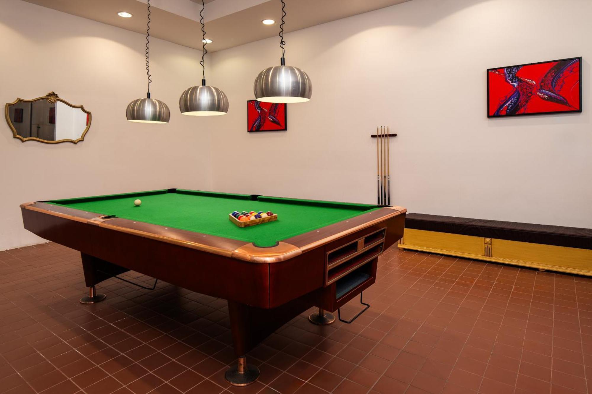 Intercontinental By Ihg Hotel 5*